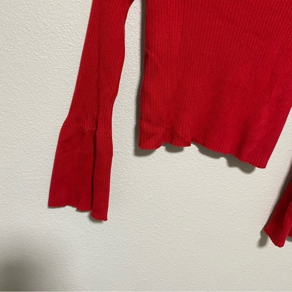 Maeve by Anthropologie Red V-Neck Trumpet Sleeve Sweater - Picture 9 of 11